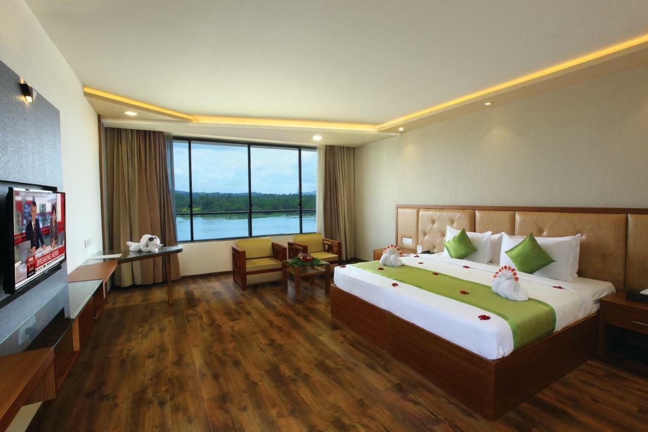 The River Retreat Heritage Ayurvedic Resort Shoranur Exteriér fotografie